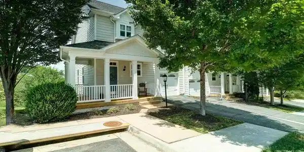 2131 SUNDOWN PL