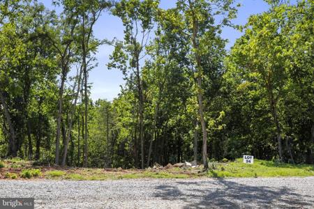 BELLA VISTA SUBDIVISION - SECTION 2, LOT 24