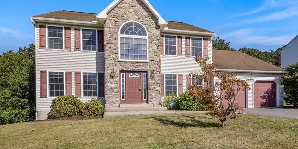 83 KELSEY DRIVE