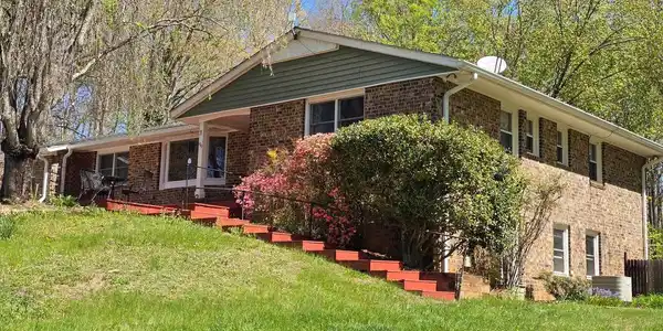 199 BLUE ROCK LANE