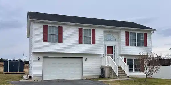 109 MULBERRY LANE