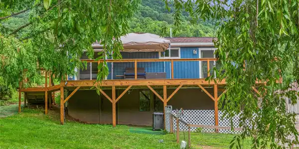 190 Smith Cove Road