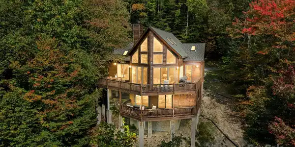 127 Mill Pond Lane