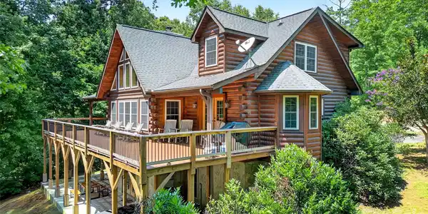 1767 Catawba Falls Parkway