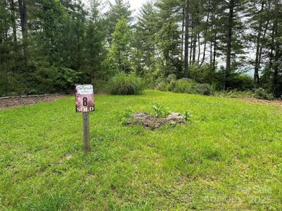 1233 Lakeside Way NW