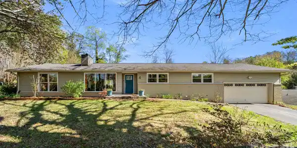 4 Austin Drive
