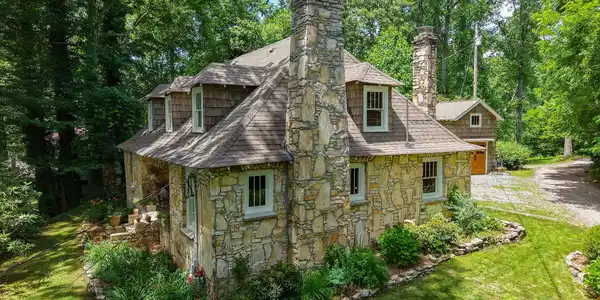 59 Warrior Road