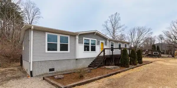 250 Flat Creek Road