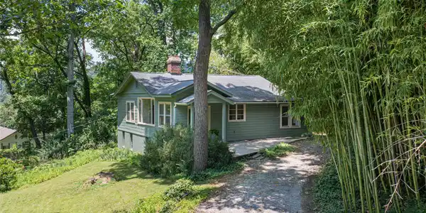56 Lockley Avenue