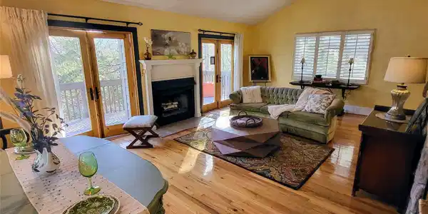 31 Cedarwood Lane