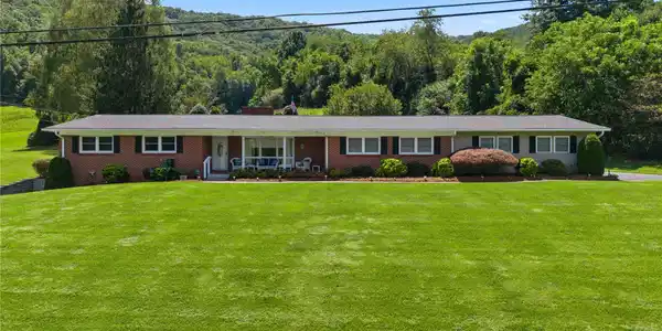 111 Curtis Creek Road
