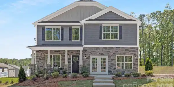 623 Country Oak Drive