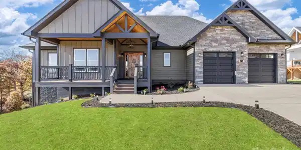 63 Horizon Way