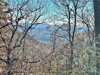 V/L Pinnacle Parkway