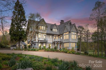 8 Fairway Place