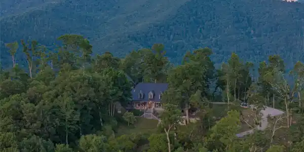 145 Kalmia Drive