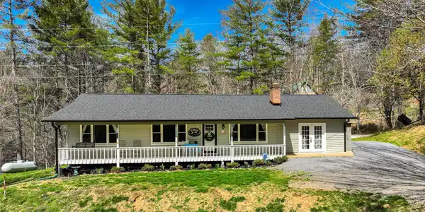 101 Hunters Ridge Road