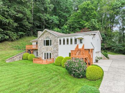 415 Knollwood Drive