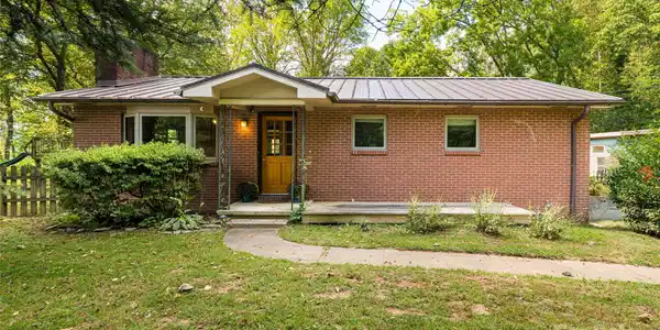 40 Governors View Road