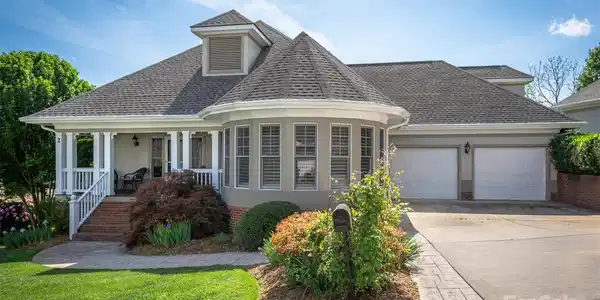 2 Creekside Way