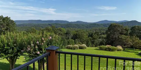 93 Orchard Hill