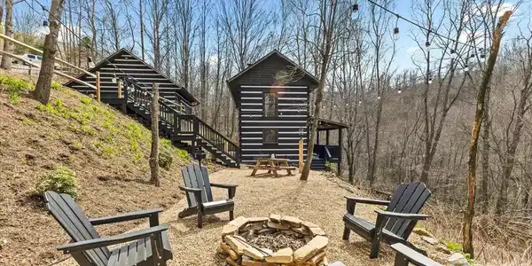 1444 Rich Mountain Road