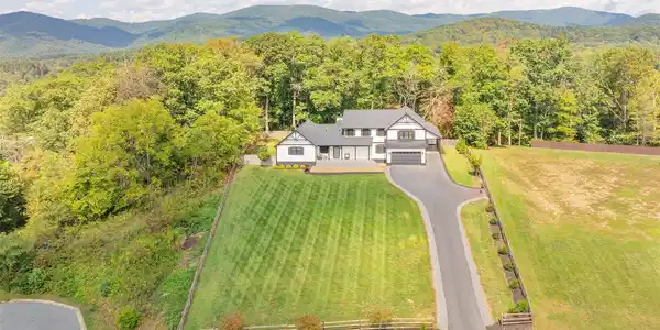 45 Erin Glen Court