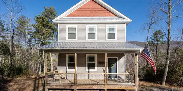 7 Pineview Road