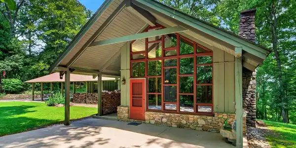 760 Glenn Bridge Road