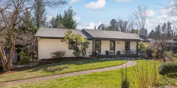 36 Brookcliff Drive