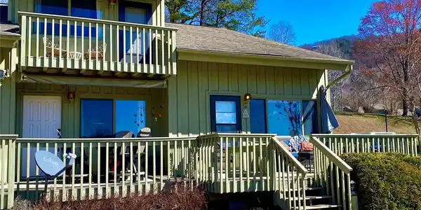 135 Fox Run Boulevard