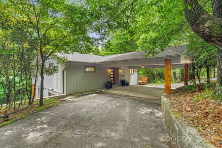 273 Oakanoah Circle
