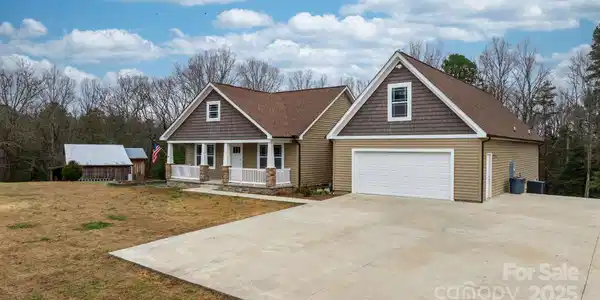 3348 Christie Road