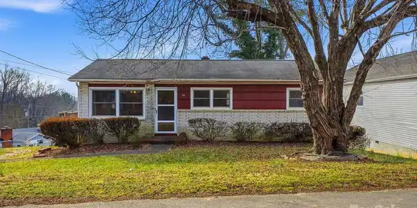 50 Huffman Road