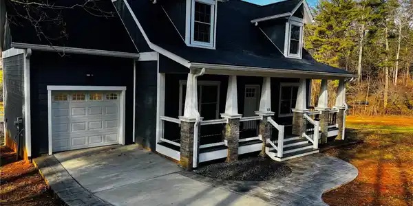 426 Shadow Wood Drive
