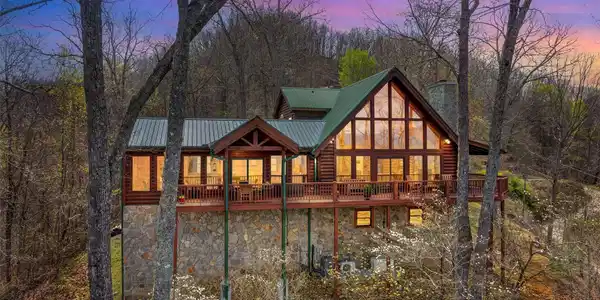 1299 Black Forest Drive