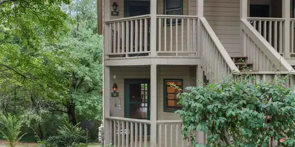 160 Whitney Boulevard