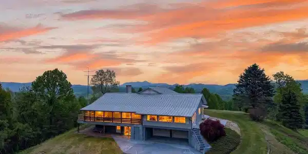 5481 Greenville Highway