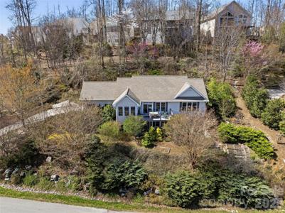 222 Bay Laurel Lane