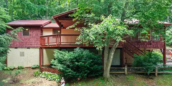 125 HEARTLAND Lane