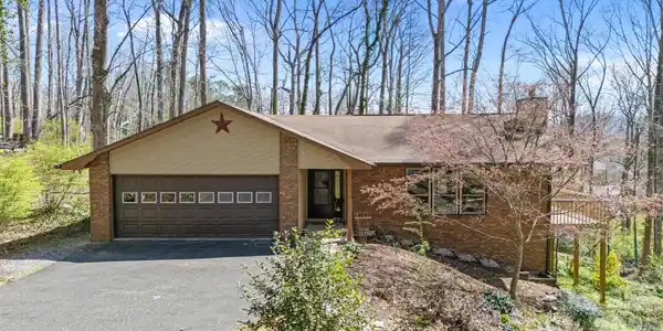 411 Overhill Drive