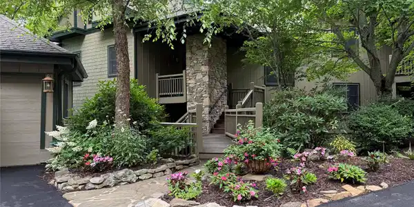 528 Andrew Banks Road
