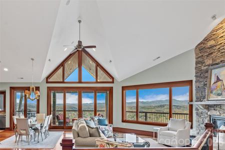 29 South Point Drive