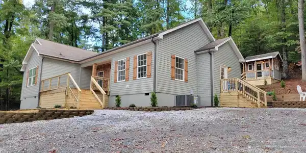 261 Lone Laurel Trail