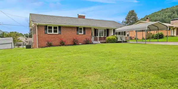 241 Grandview Circle