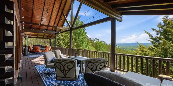 3918 Skyline Drive