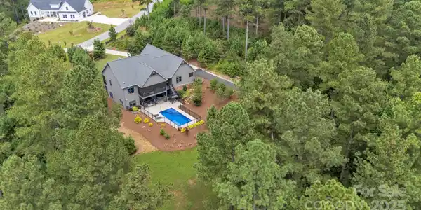 5751 Windward Lane