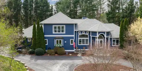 6 Oxford Court