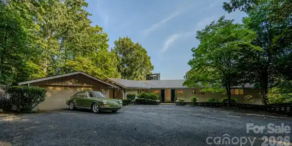 1225 Hogback Mountain Road