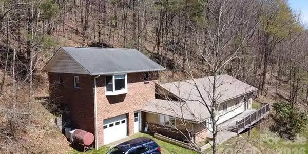 120 Fox Run Ridge Drive